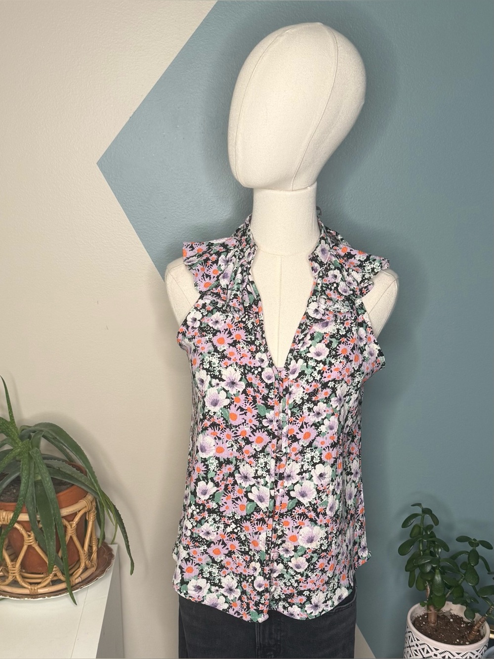 Anthropologie Floral Ruffle Neck Blouse Sleeveless Textured Boho Cottagecore S - Picture 2 of 10